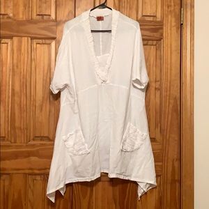 White Oh My Gauze! Flowing Tunic sz 2 (XL)